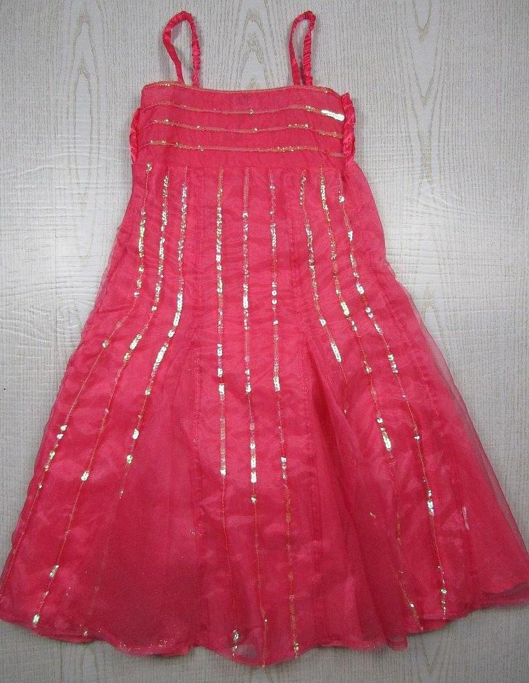 картинка Новогоднее платье от интернет-магазина детской и женской одежды секонд хенд, а также товаров для женщин и детей Odewashka.by