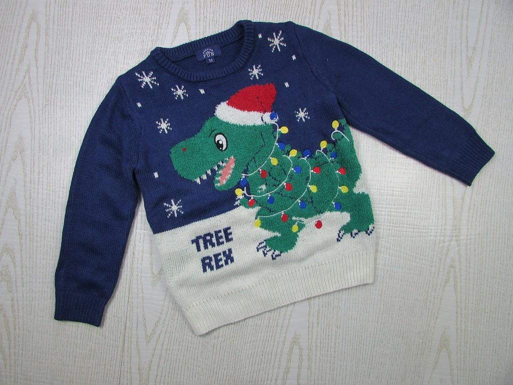 картинка Шикарный новогодний свитер от интернет-магазина Odewashka.by