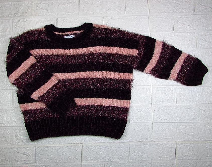 картинка Ультрамодный свитер RESERVED, оверсайз, как новый от интернет-магазина детской и женской одежды секонд хенд, а также товаров для женщин и детей Odewashka.by