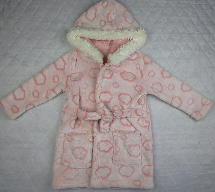 картинка Красивенький плюшевый халат от интернет-магазина детской и женской одежды секонд хенд, а также товаров для женщин и детей Odewashka.by